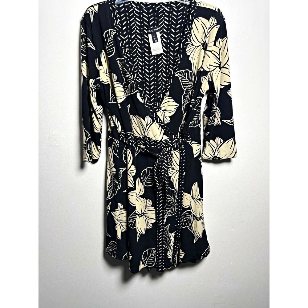 tribalfemme Womenβs M Black & White Floral Wrap Dress V-Neck 3/4 Slv 8900-3939